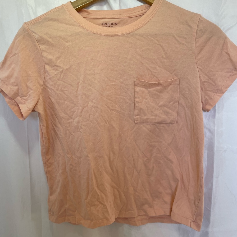 Arizona Jean Co. pink pocket tee.